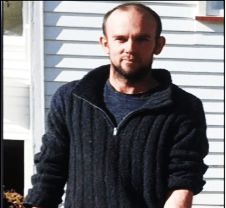 Fugitive Father Killed, Children Found Safe After Four Years in Hiding