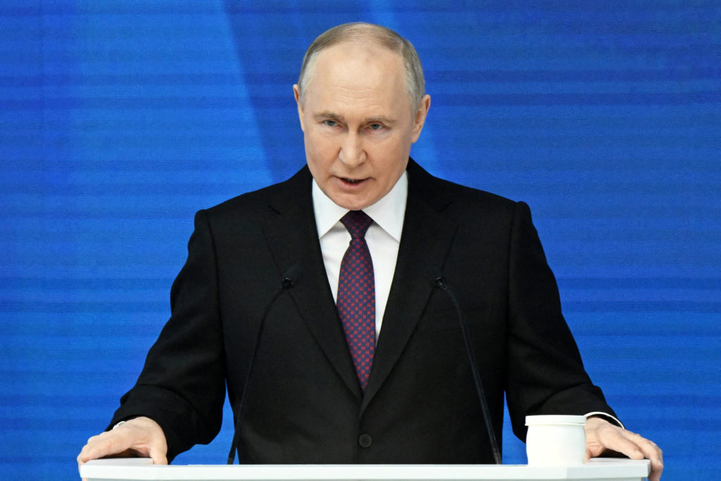 Putin Rejects Compromise on Ukraine Amid Peace Push Putin Rejects Compromise on Ukraine Amid Peace Push