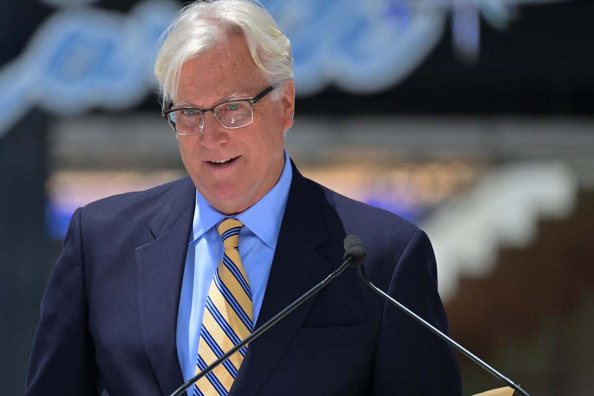 Lakers Fire Joey and Jesse Buss, Remove Several Scouts in Big Front-Office Change