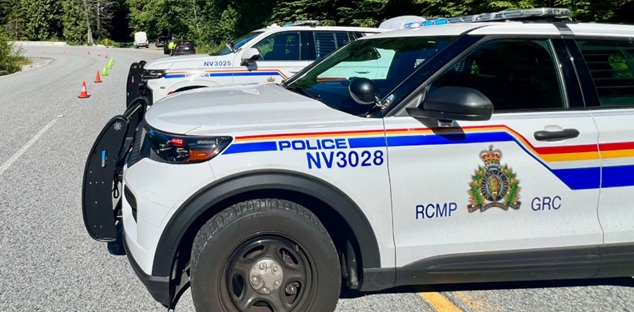 RCMP Arrest Alleged Hijacker at Vancouver Airport After Airspace Shutdown