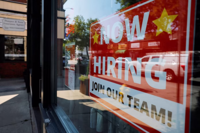 A-stuck-job-market-with-no-quick-fix-in-US