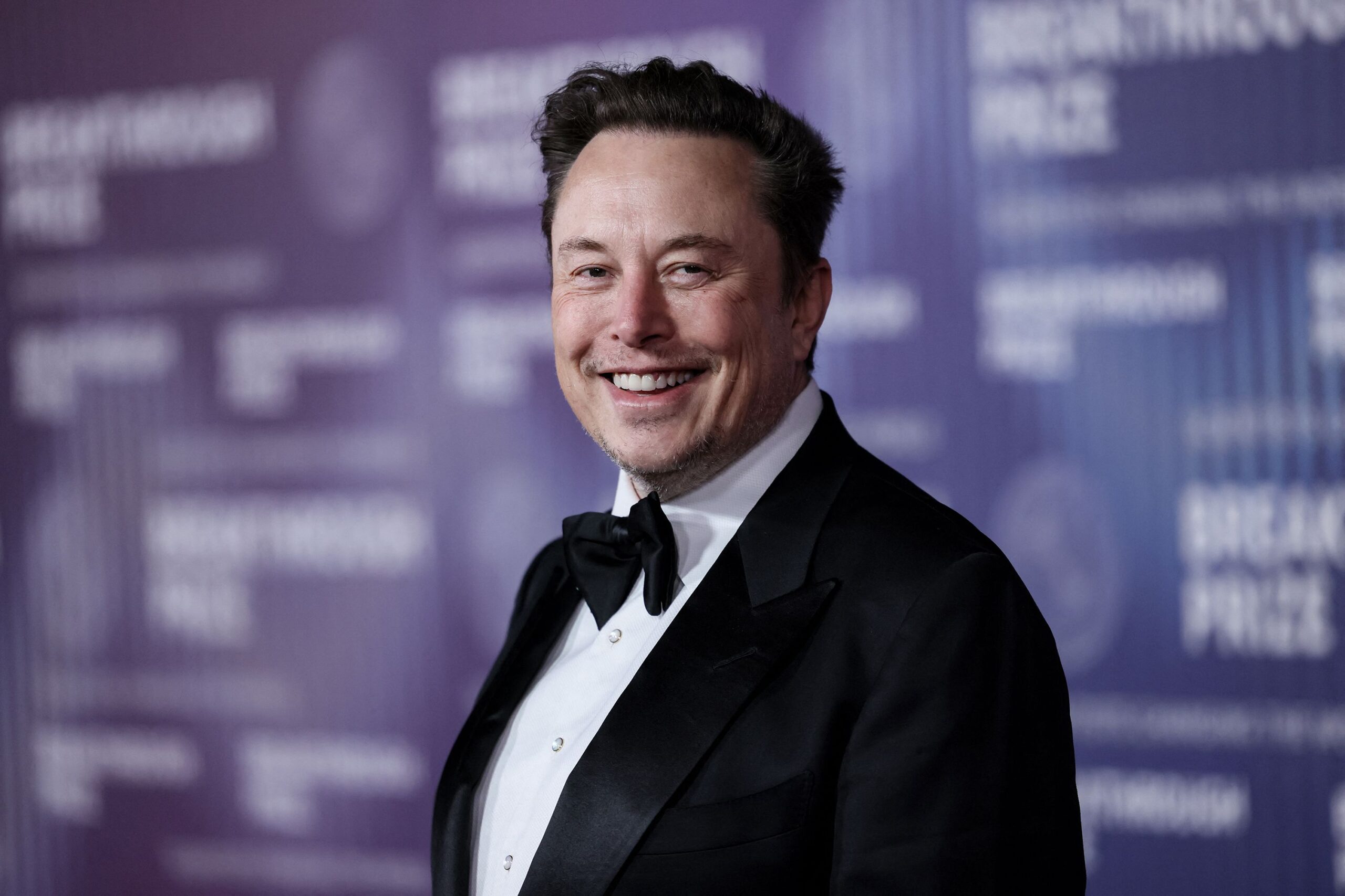 Elon Musk Tesla Stock Purchase: $1 Billion Boost Sparks Investor Confidence