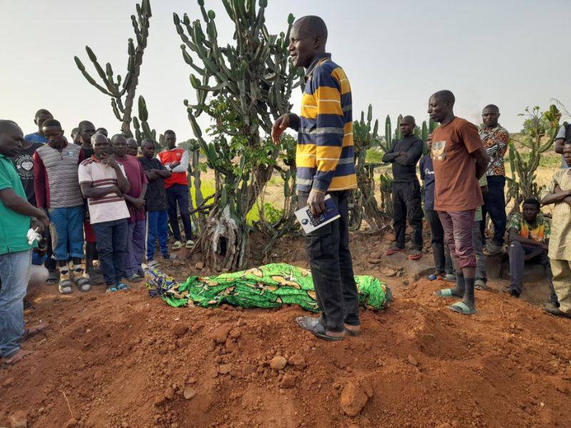Over 50 Feared Dead as Gunmen Attack Plateau State on Palm Sunday 2 Over 50 Feared Dead as Gunmen Attack Plateau State on Palm Sunday